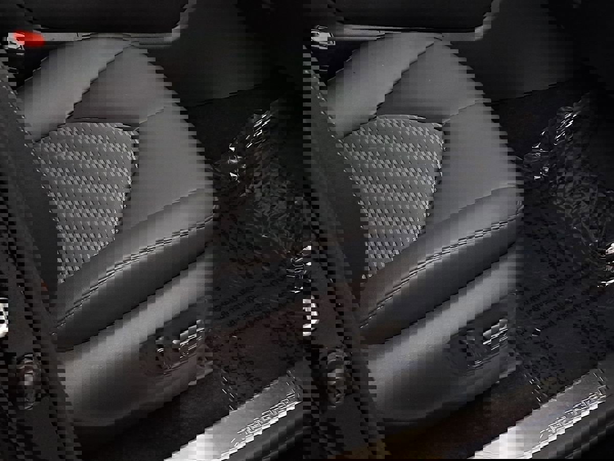 Used 2024 Toyota Highlander XSE image 35