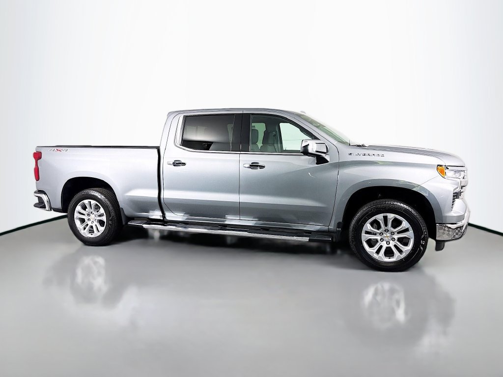 New 2026 Chevrolet Silverado 1500 LTZ w/ LTZ Premium Package AWD/4WD image 8