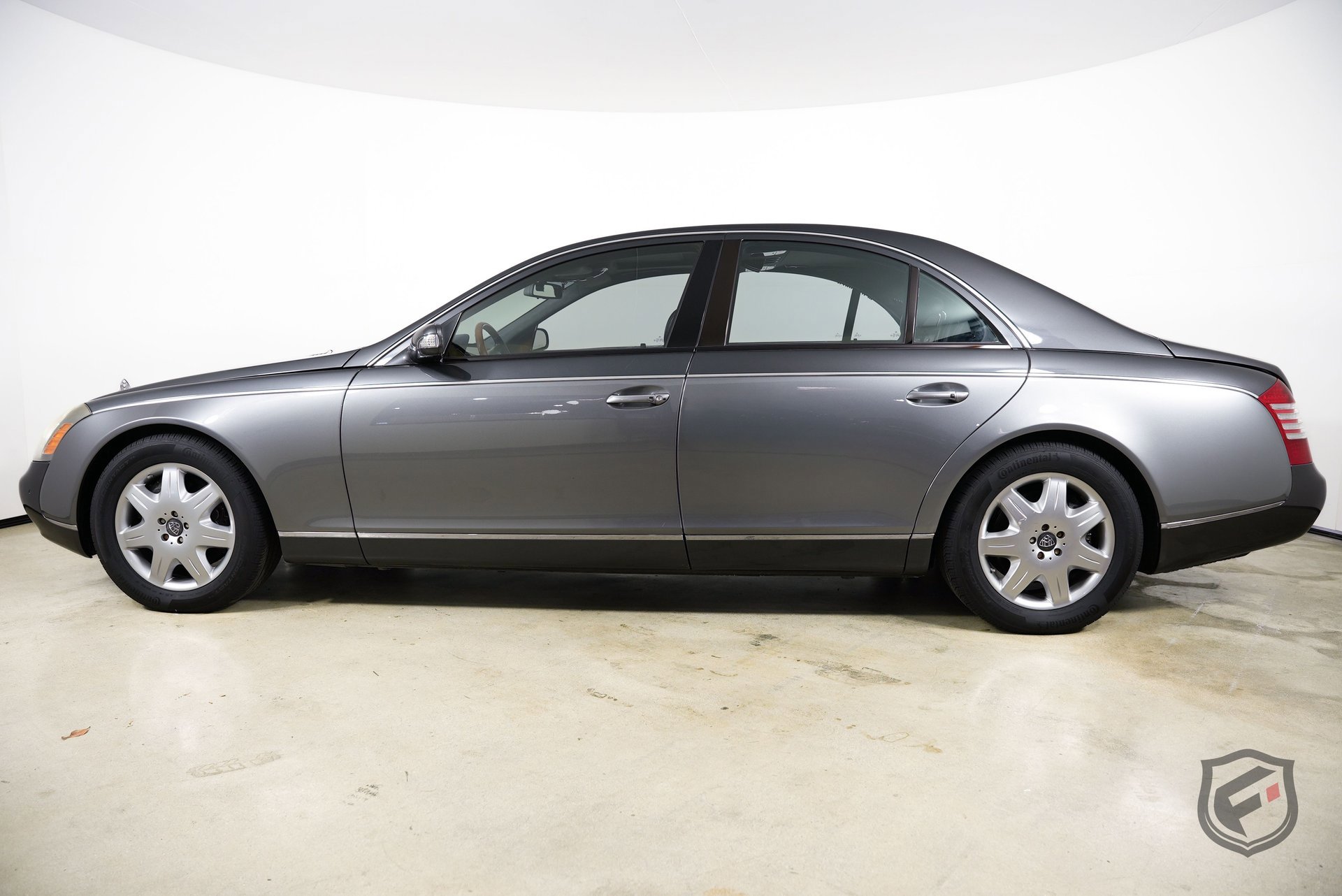 Used 2004 Maybach 57 image 6