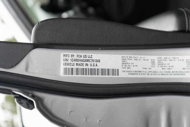 Used 2021 Dodge Durango SXT w/ 3rd Row Seating Group image 33