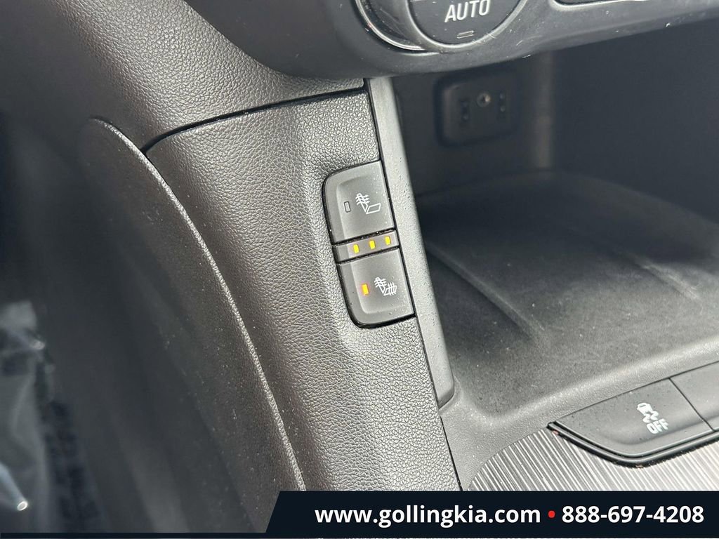 Used 2019 GMC Acadia SLT w/ LPO, Floor Liner Package FWD image 25