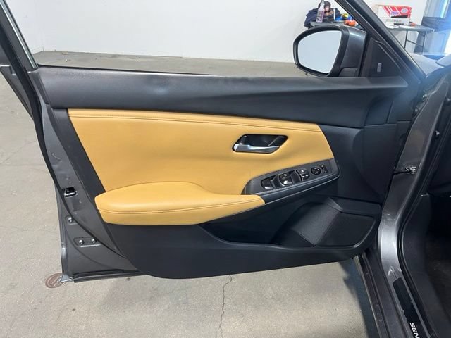 Used 2021 Nissan Sentra SV w/ SV Premium Package FWD image 24