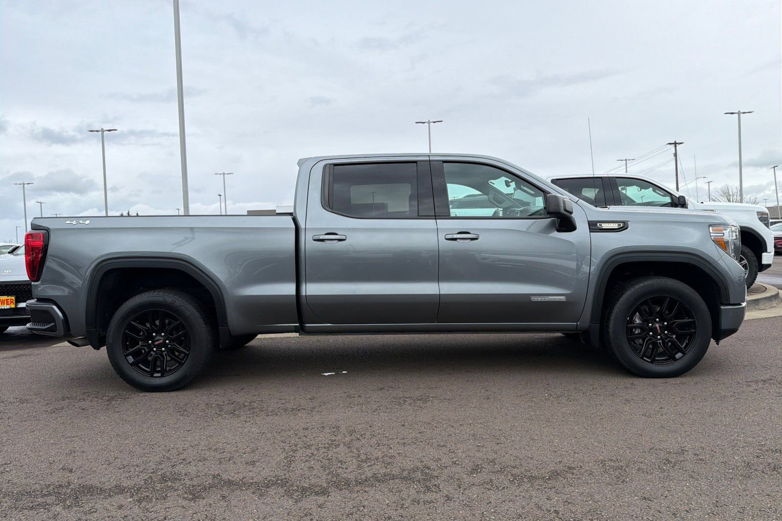Used 2021 GMC Sierra 1500 Elevation image 3