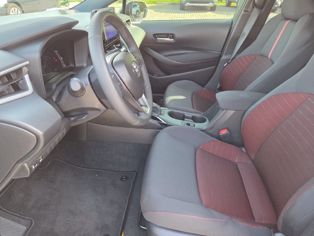 Certified 2026 Toyota Corolla SE FWD image 24