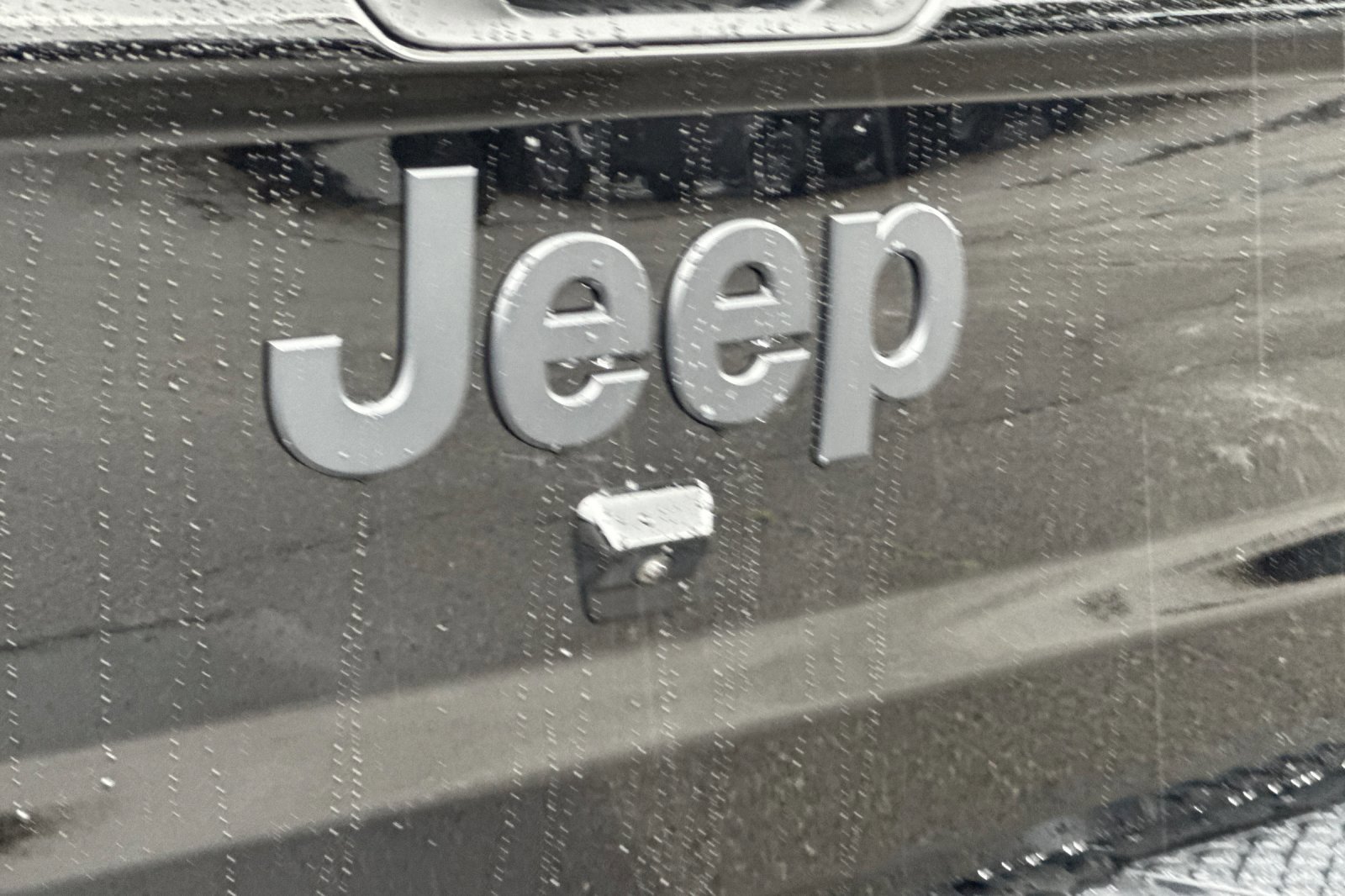 New 2025 Jeep Gladiator Sport image 24