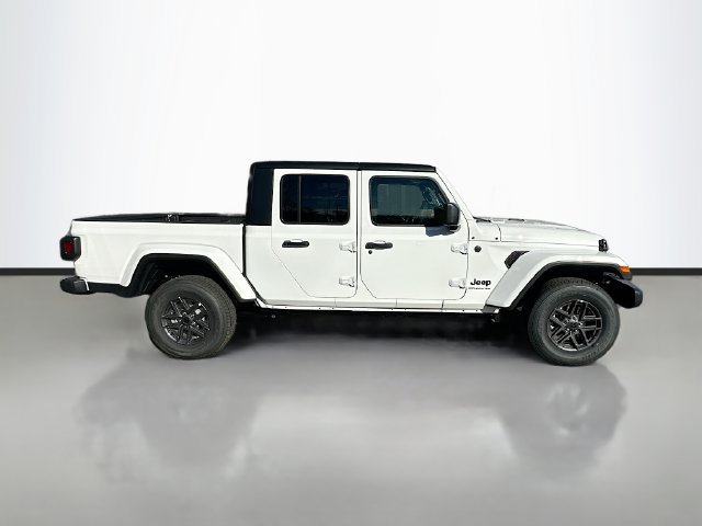 New 2026 Jeep Gladiator Sport AWD/4WD image 4