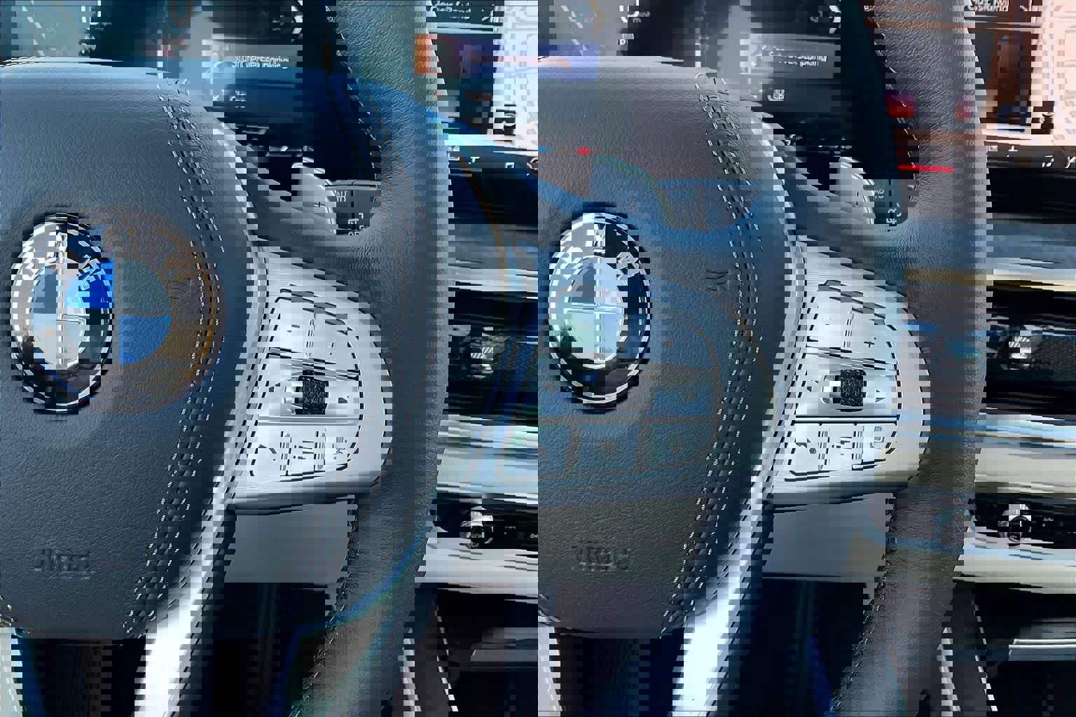 Used 2026 BMW X7 xDrive40i image 27