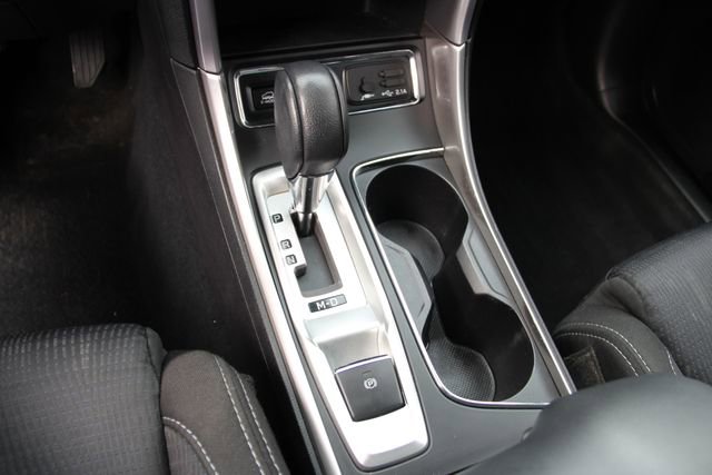 Used 2019 Subaru Ascent Premium image 27