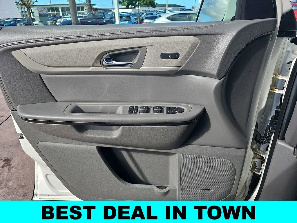 Used 2015 Chevrolet Traverse LTZ image 34