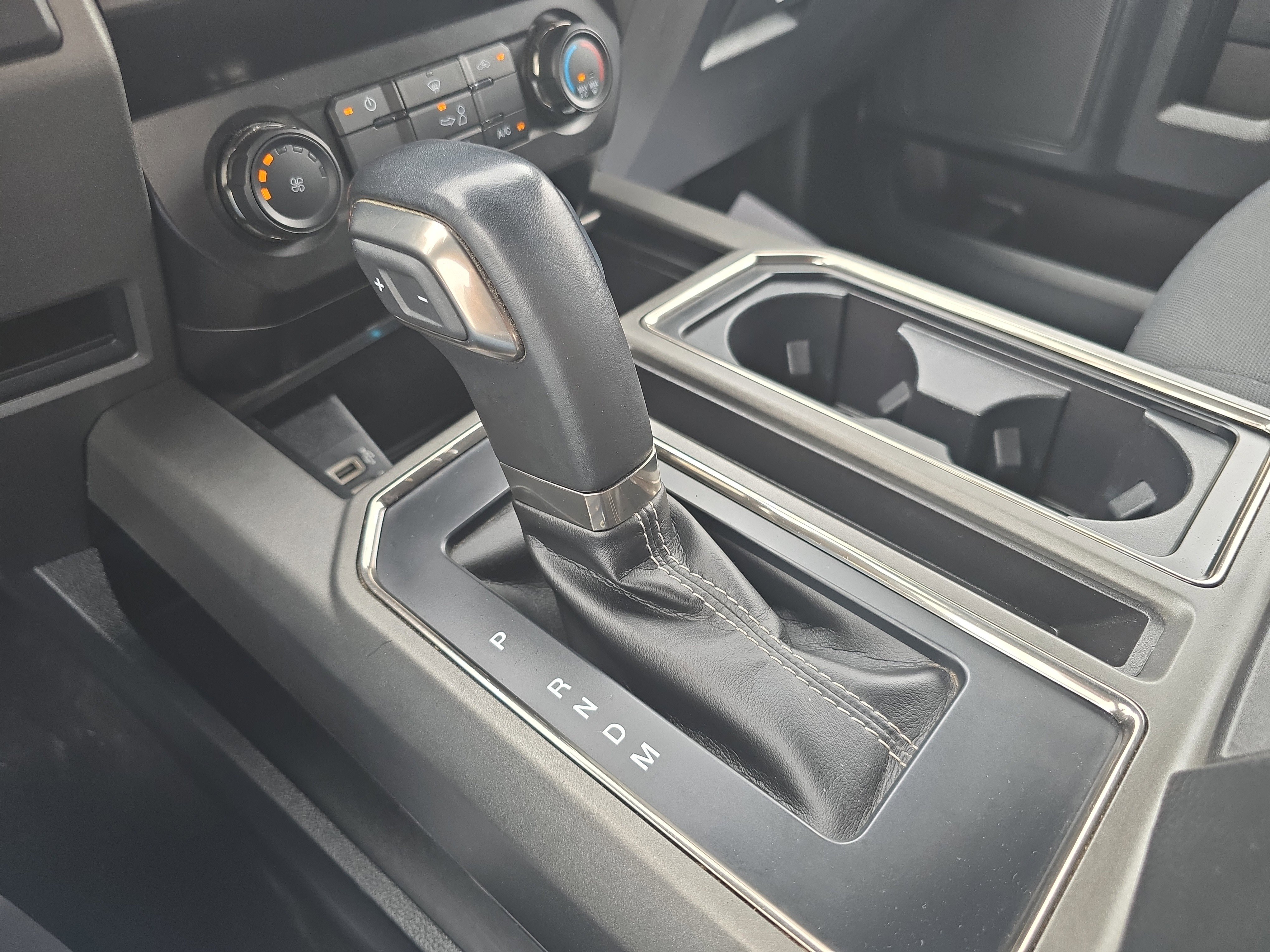 Used 2020 Ford F150 Raptor image 26