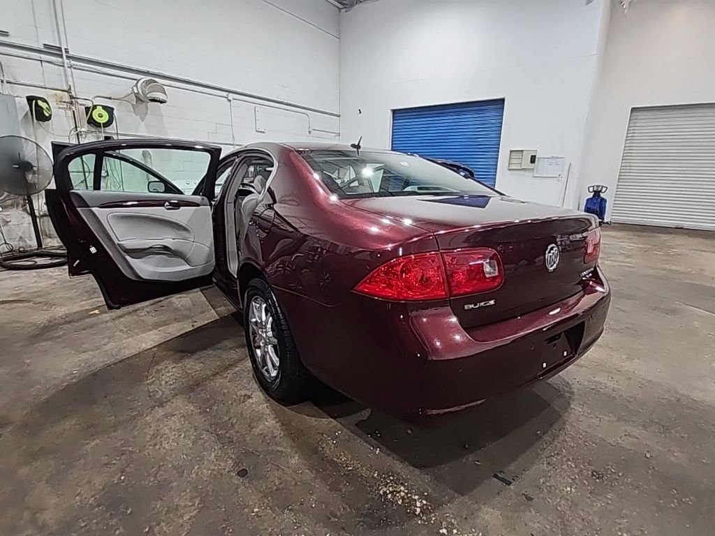 Used 2007 Buick Lucerne CXL w/ Luxury Package FWD image 36
