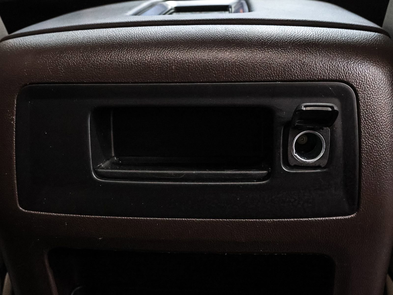 Used 2018 Chevrolet Silverado 1500 LTZ w/ LTZ Plus Package image 27