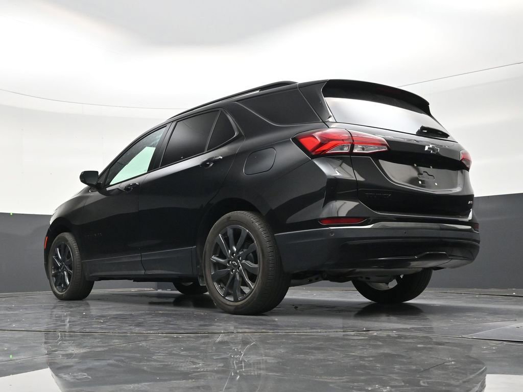 Used 2023 Chevrolet Equinox RS FWD image 22