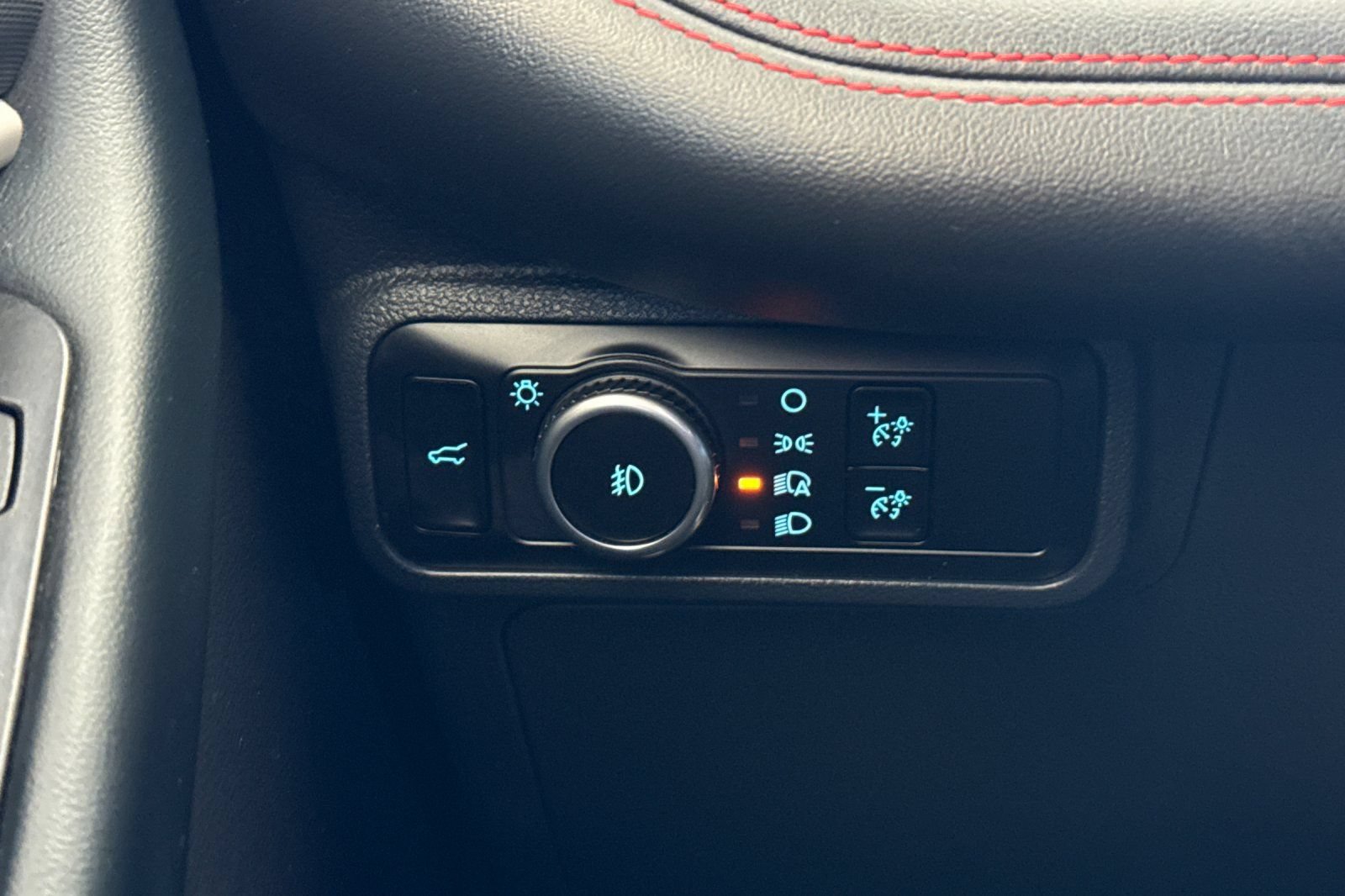 Used 2025 Ford Explorer ST-Line AWD/4WD image 41