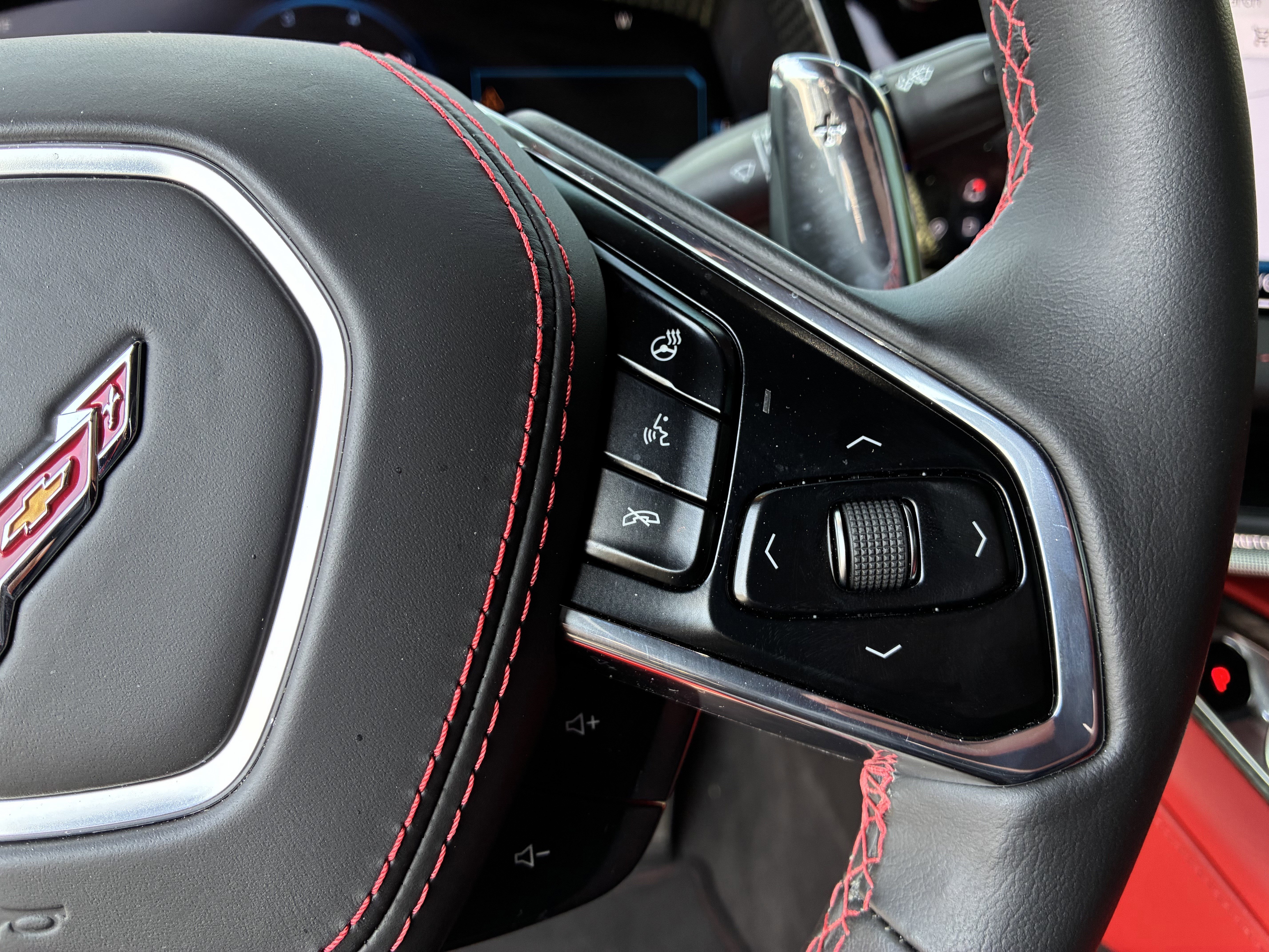 Used 2026 Chevrolet Corvette Stingray Premium Conv w/ Z51 Performance Package RWD image 25