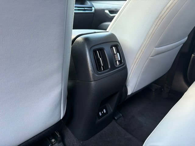 Used 2025 Hyundai Santa Cruz SEL FWD image 28