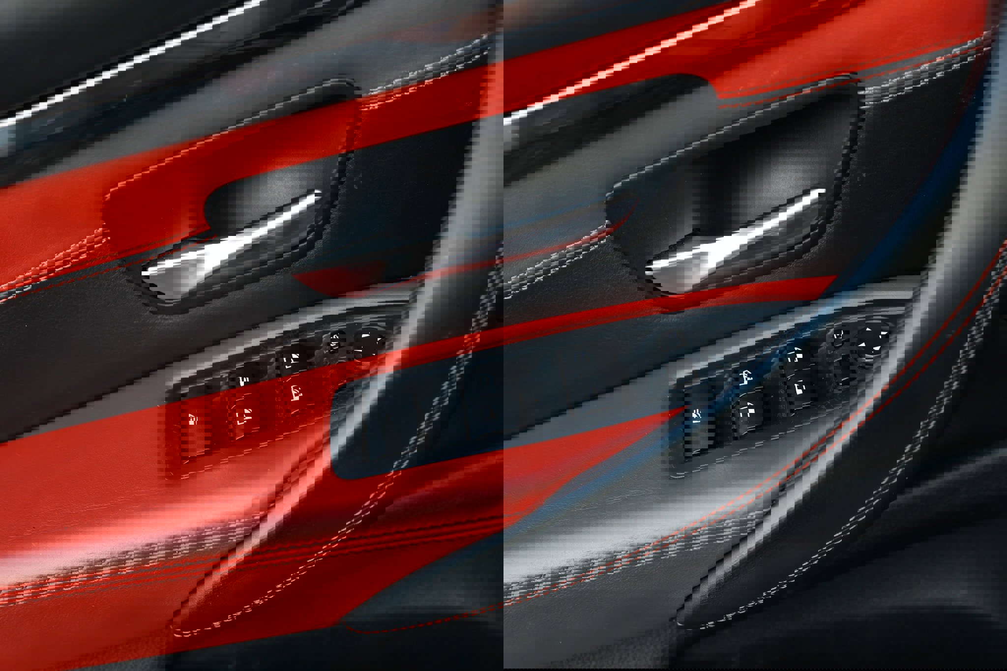 Used 2016 BMW M4 Convertible image 44