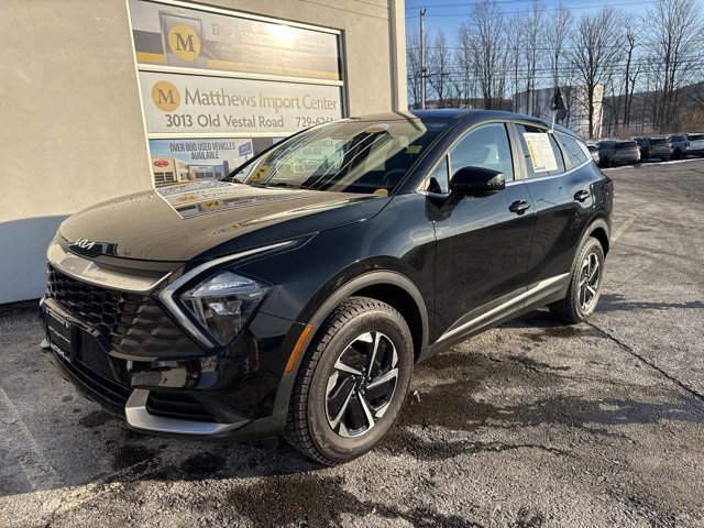 Certified 2023 Kia Sportage LX image 1