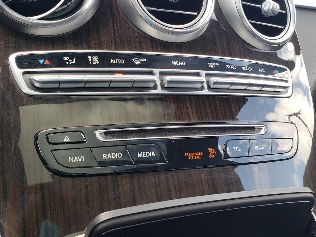 Used 2016 Mercedes-Benz GLC 300 4MATIC image 26