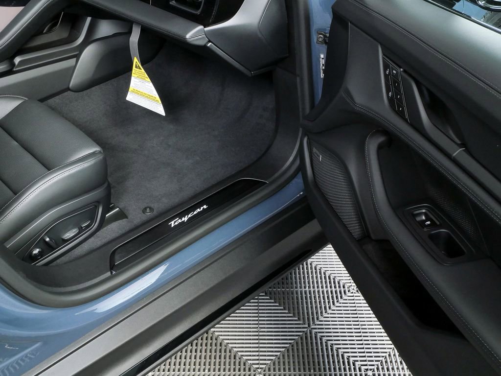 New 2026 Porsche Taycan RWD image 25