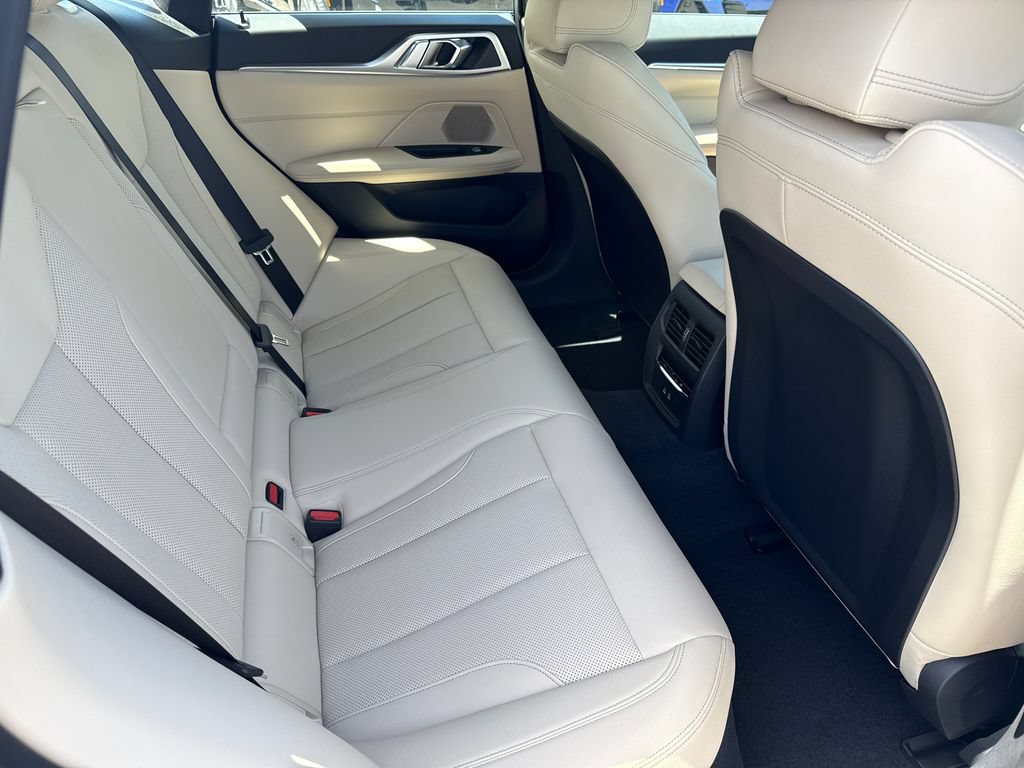 New 2026 BMW i4 eDrive40 w/ Parking Assistance Package RWD image 16