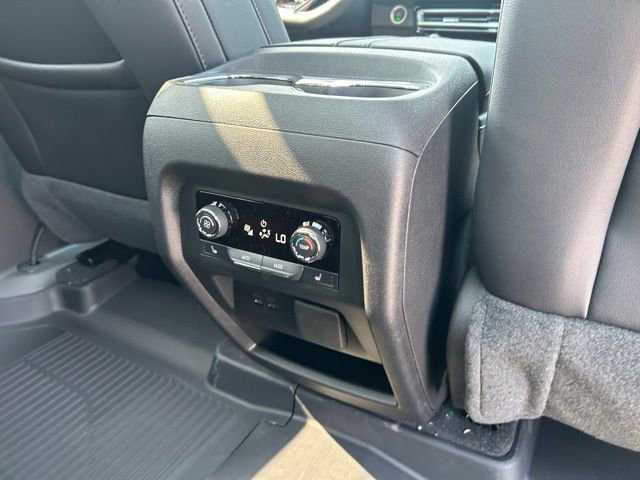New 2026 Chevrolet Traverse RS w/ LPO, Floor Liner Package image 49