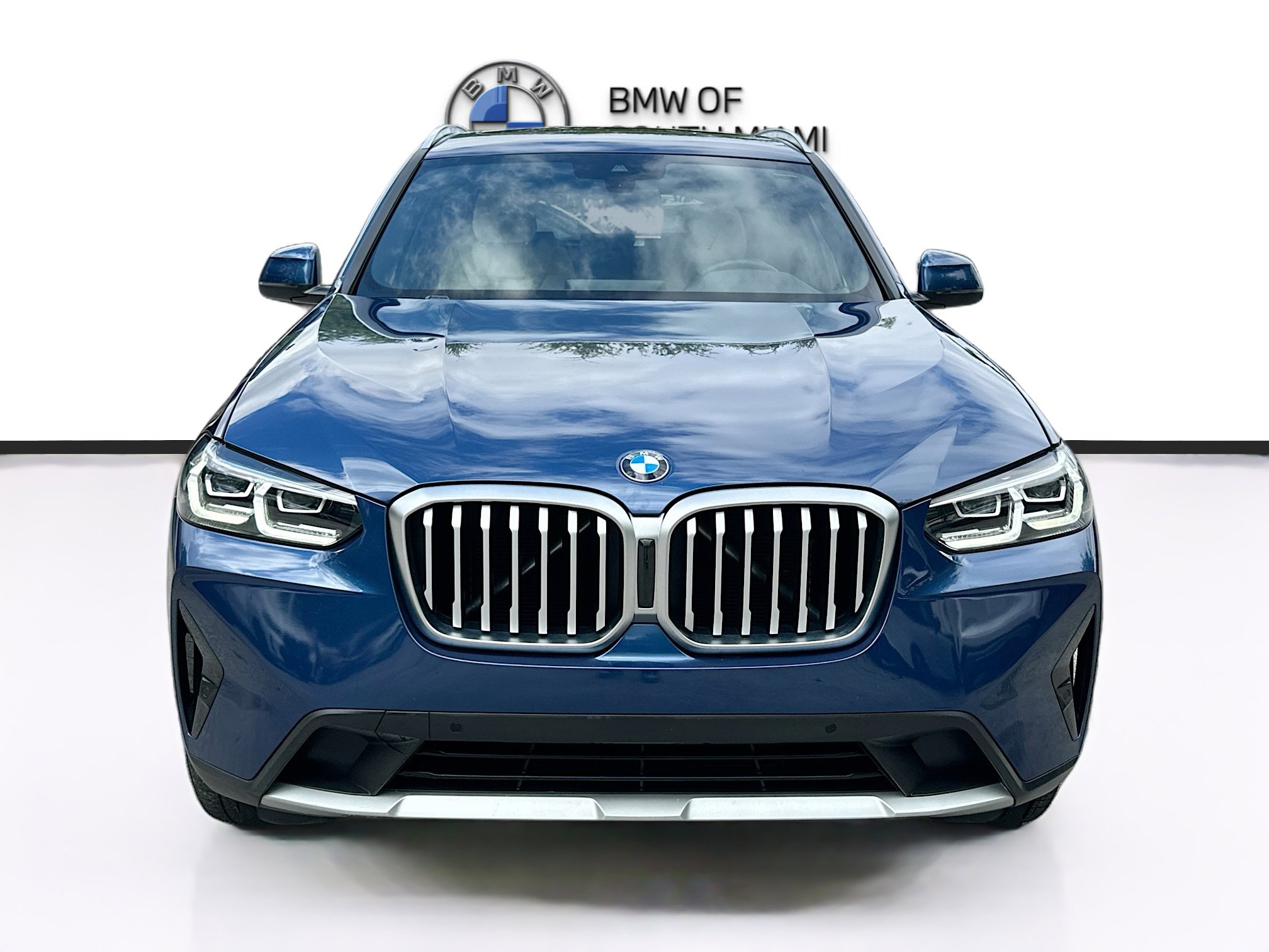 Certified 2024 BMW X3 xDrive30i w/ Convenience Package image 2