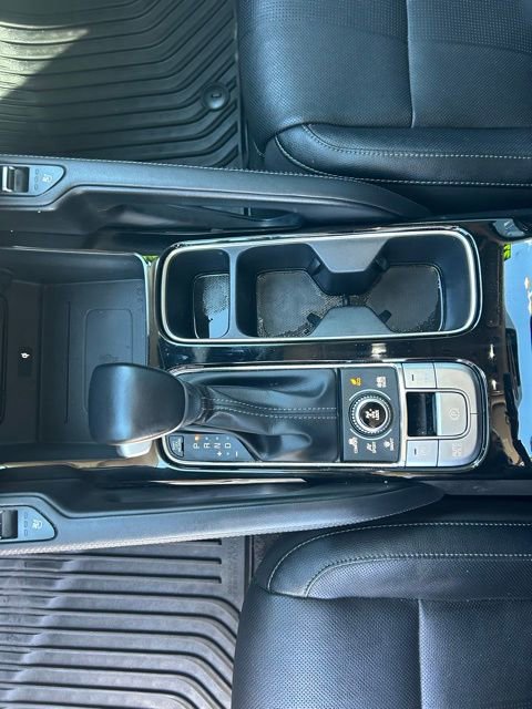 Used 2022 Kia Telluride EX w/ EX Premium Package image 17