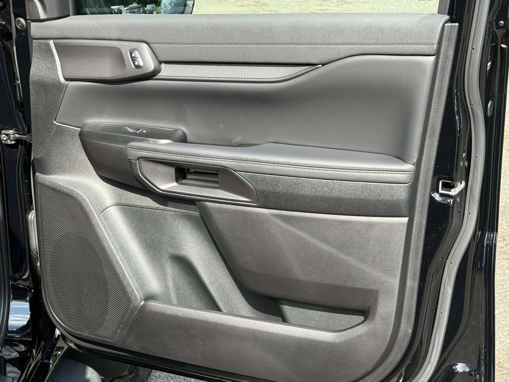 Used 2024 Ford Ranger Raptor AWD/4WD image 7
