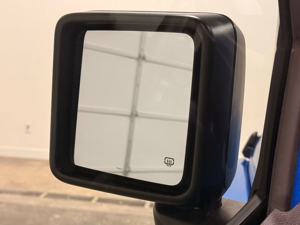 Used 2025 Jeep Gladiator Sport image 12