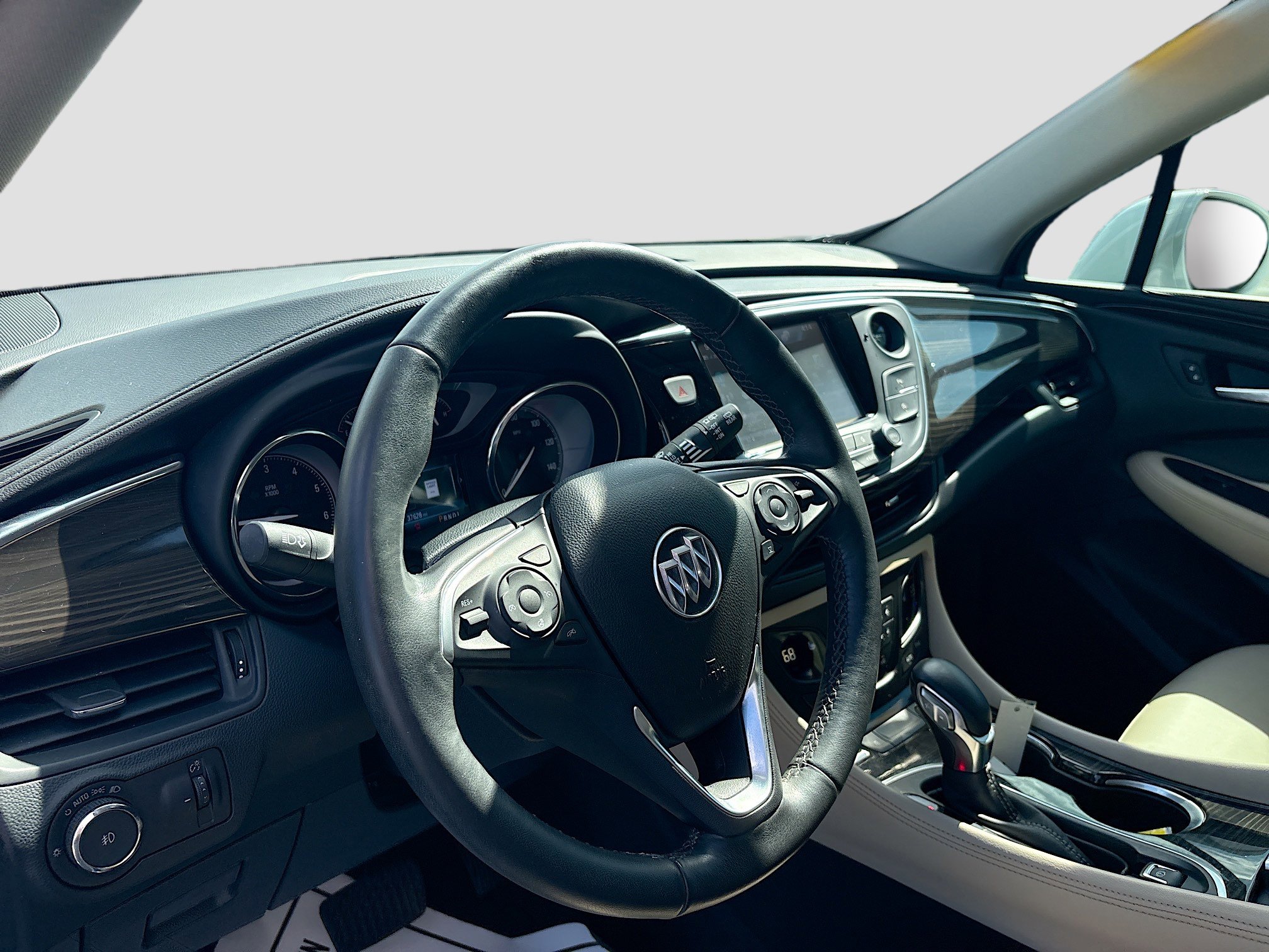 Used 2019 Buick Envision Essence FWD image 9
