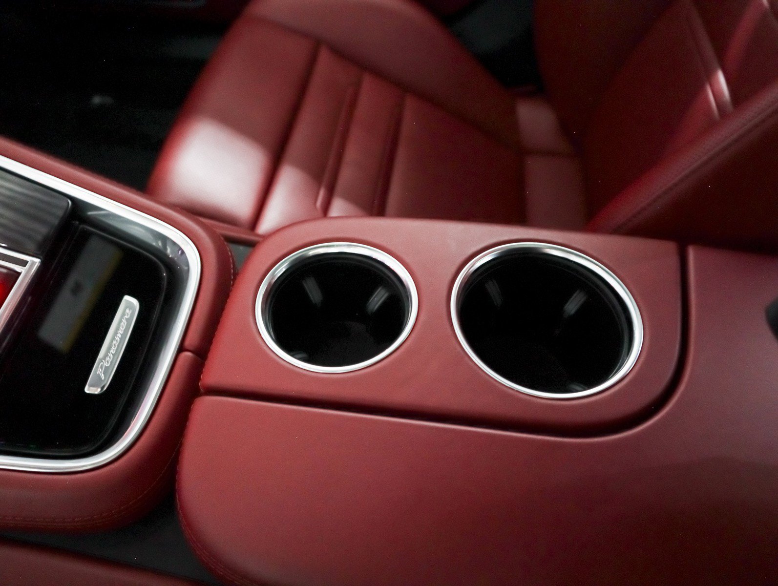 Certified 2023 Porsche Panamera GTS image 16