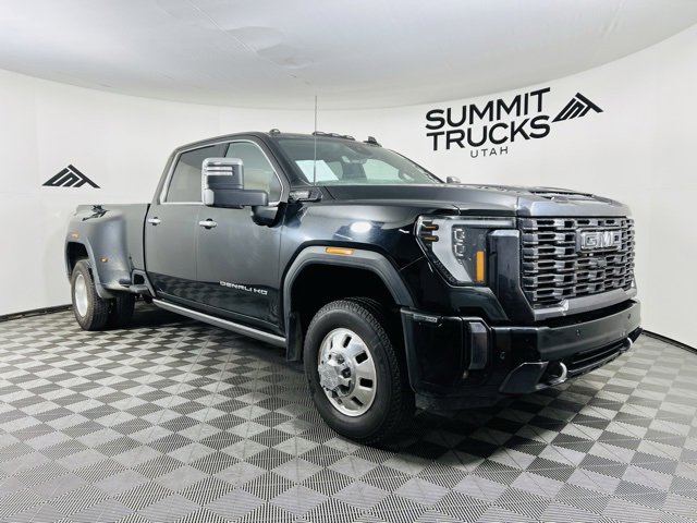 Used 2024 GMC Sierra 3500 Denali Ultimate image 1