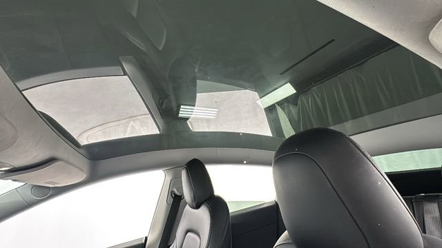 Used 2021 Tesla Model Y Performance image 28
