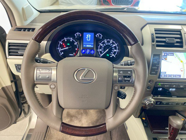 Used 2014 Lexus GX 460 Luxury AWD/4WD image 18