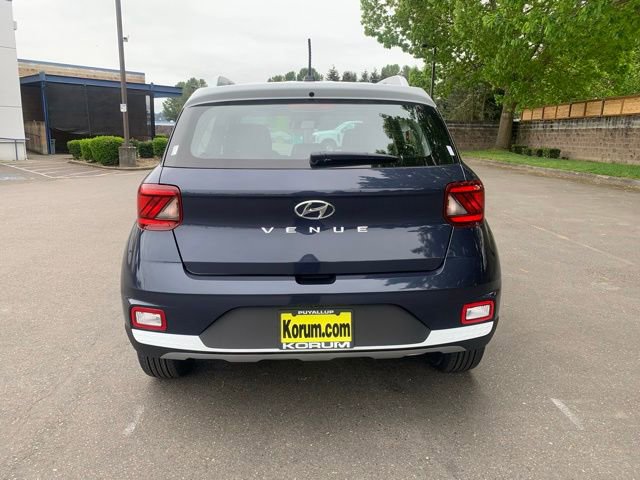 New 2026 Hyundai Venue SEL FWD image 4