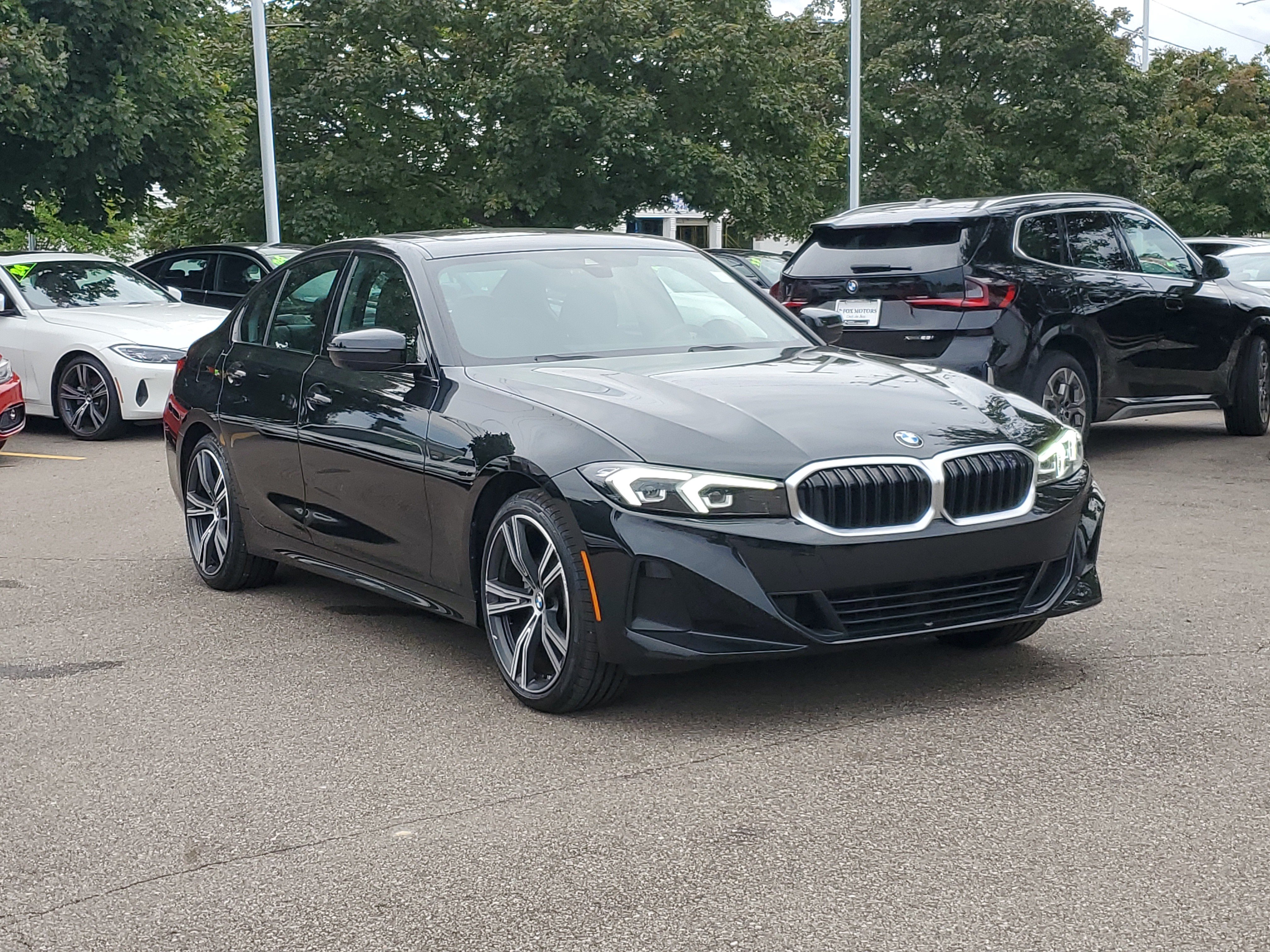 Certified 2023 BMW 330i xDrive Sedan w/ Premium Package AWD/4WD image 7