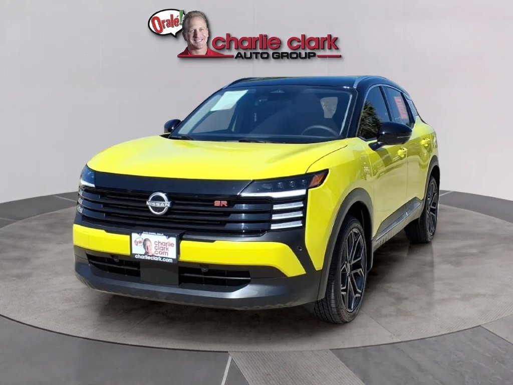 Certified 2025 Nissan Kicks SR