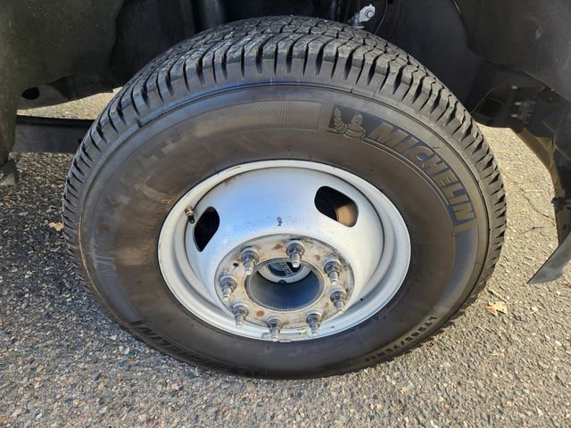 Certified 2022 Ford F350 XL w/ Power Equipment Group image 17