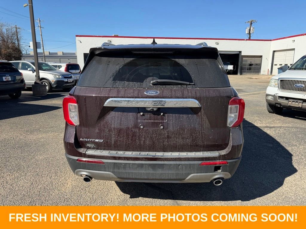 Used 2022 Ford Explorer Limited w/ Limited Technology Package image 5