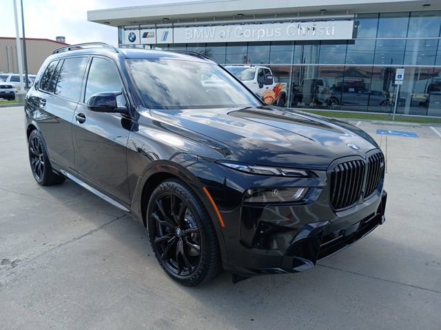 New 2026 BMW X7 M60i AWD/4WD image 1