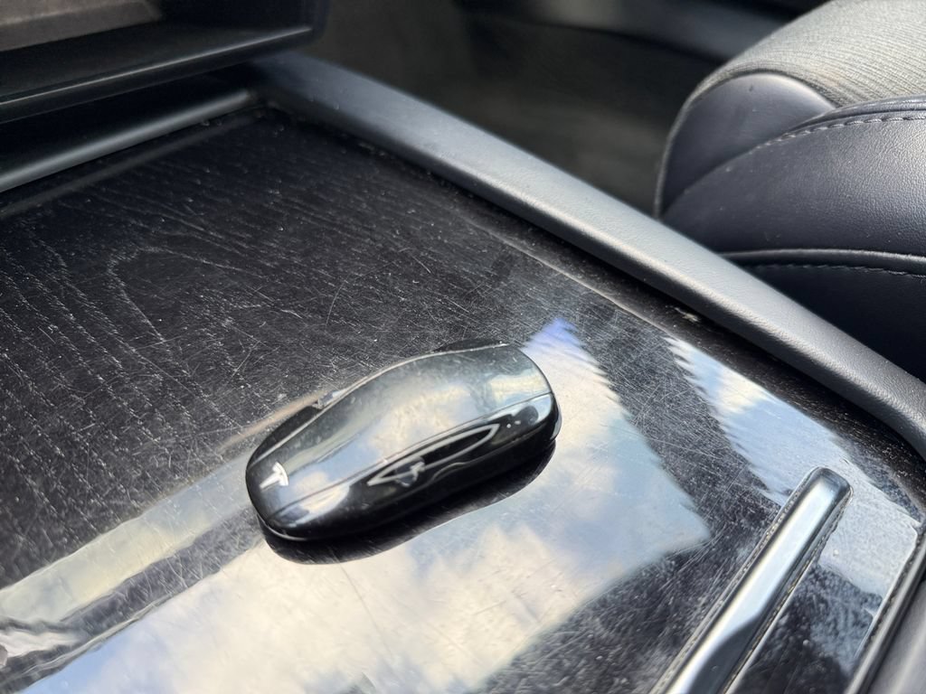 Used 2018 Tesla Model S 75D AWD/4WD image 29