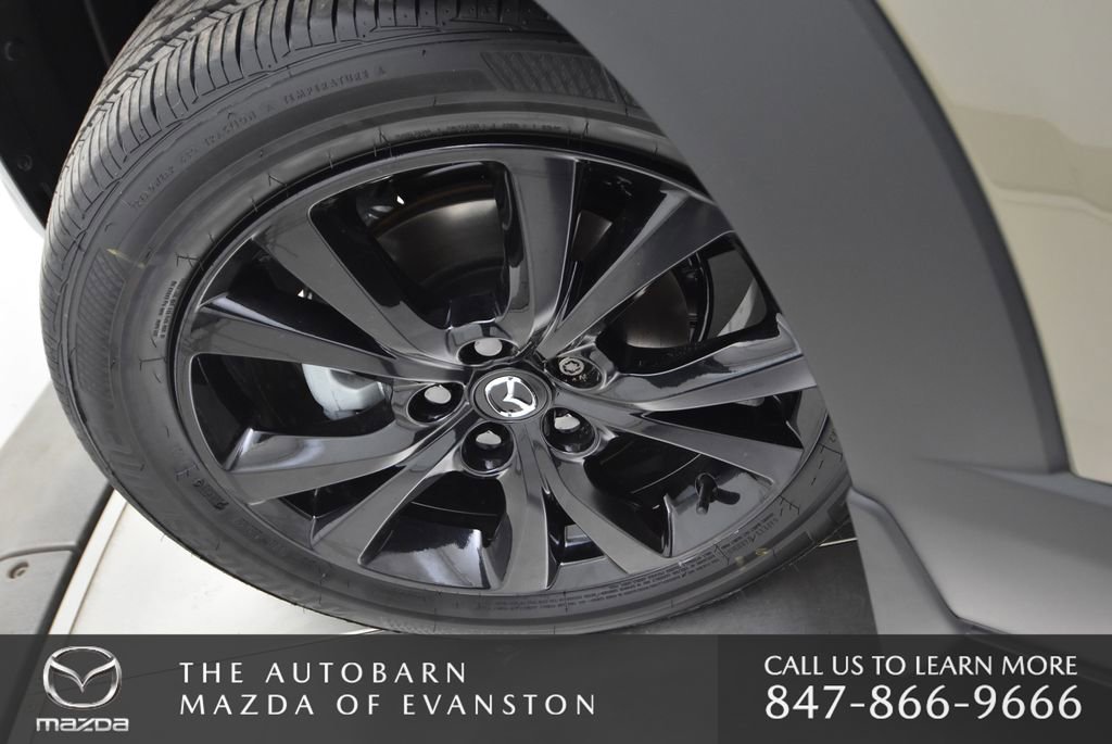 Certified 2025 MAZDA CX-30 Carbon image 30