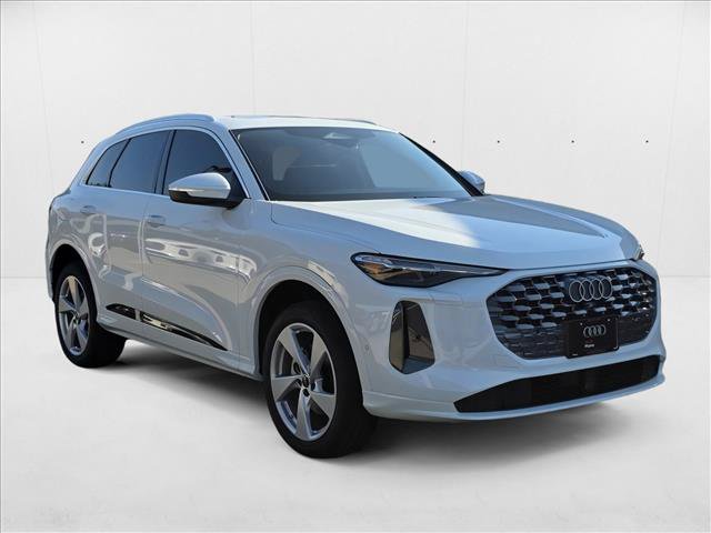 New 2025 Audi Q5 Premium w/ Premium Plus AWD/4WD image 3