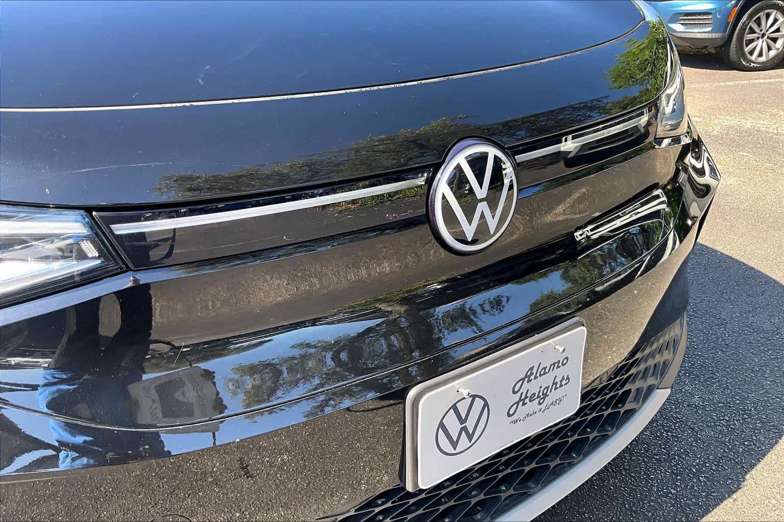 Used 2022 Volkswagen ID.4 Pro S w/ Gradient Package RWD image 29