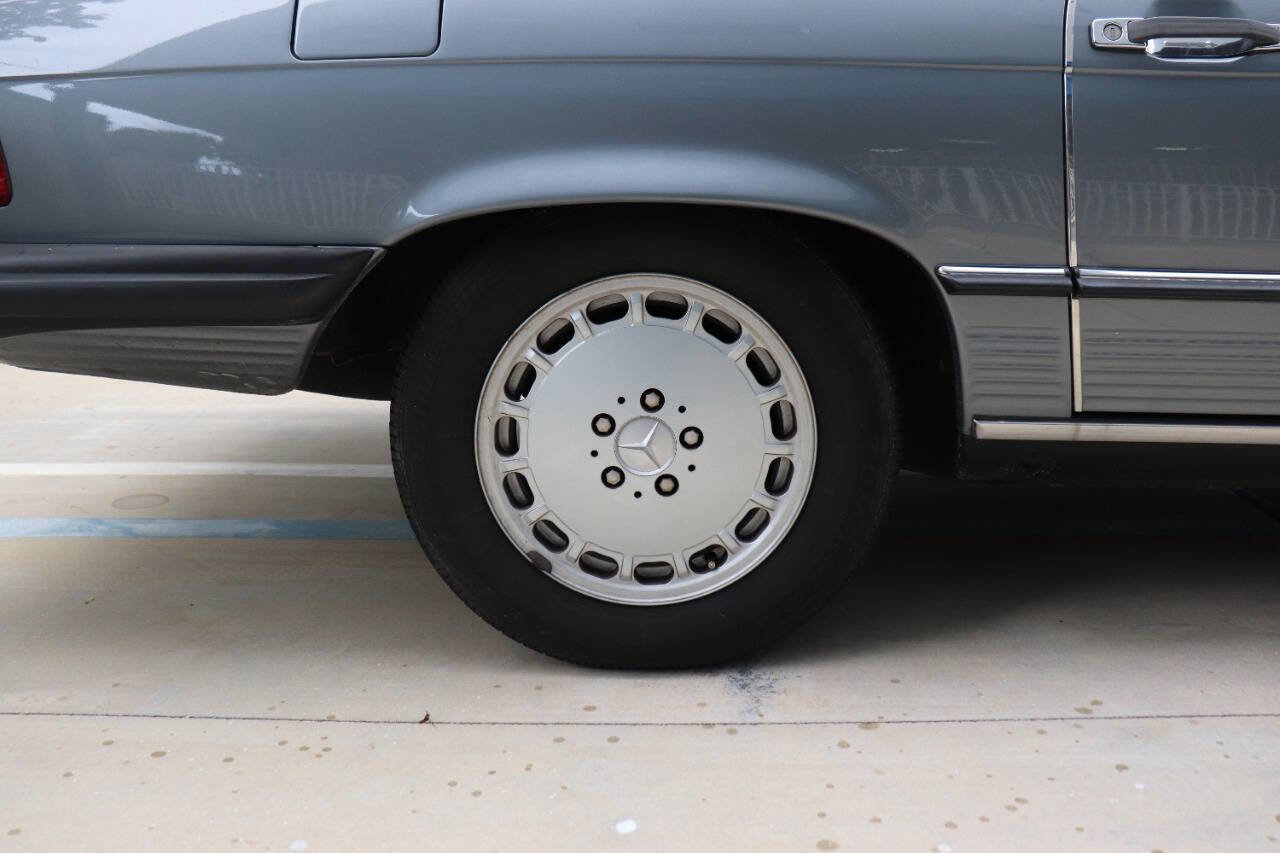 Used 1989 Mercedes-Benz 560 SL image 14