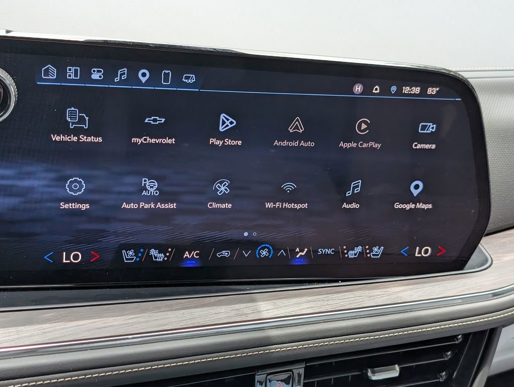 Used 2025 Chevrolet Tahoe Premier AWD/4WD image 32