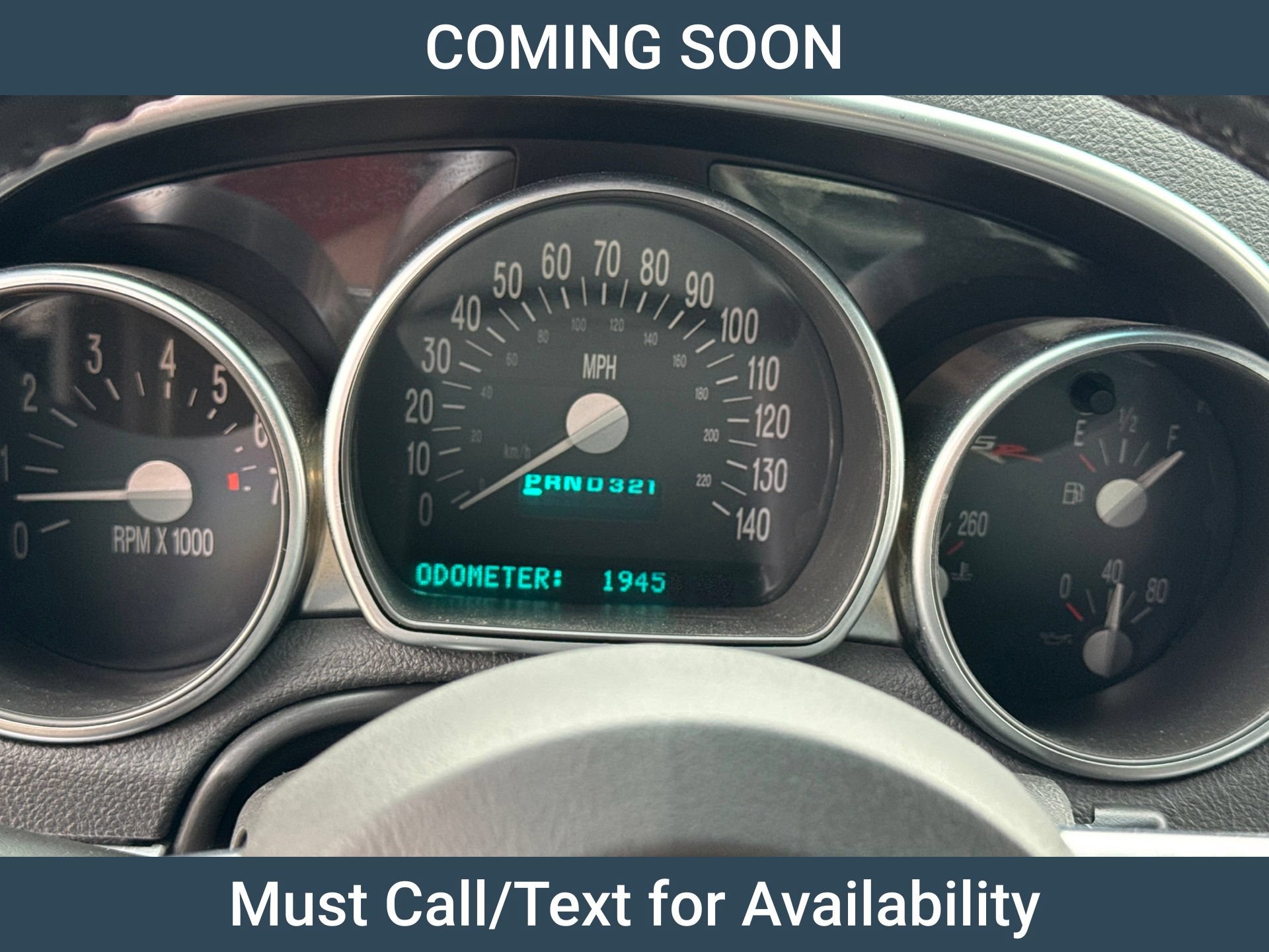 Used 2005 Chevrolet SSR w/ Preferred Equipment Group RWD image 7
