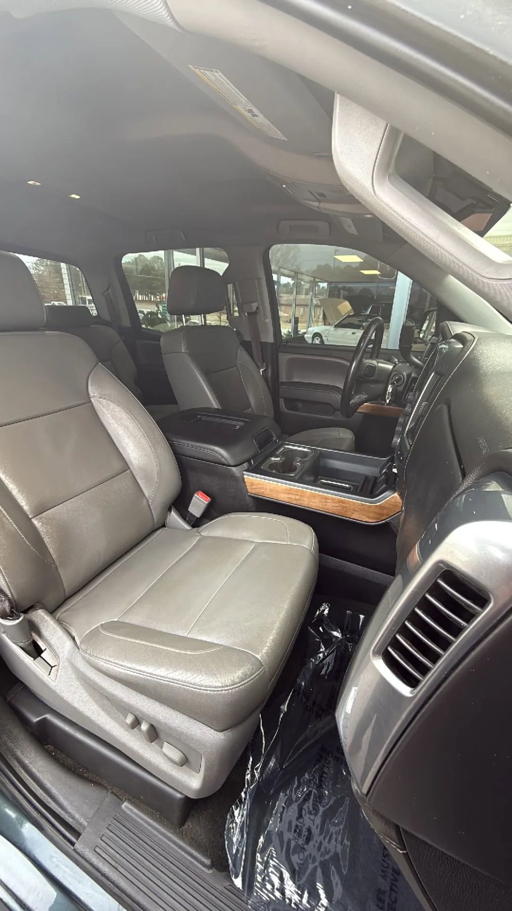 Used 2017 Chevrolet Silverado 1500 LTZ w/ LTZ Plus Package image 12