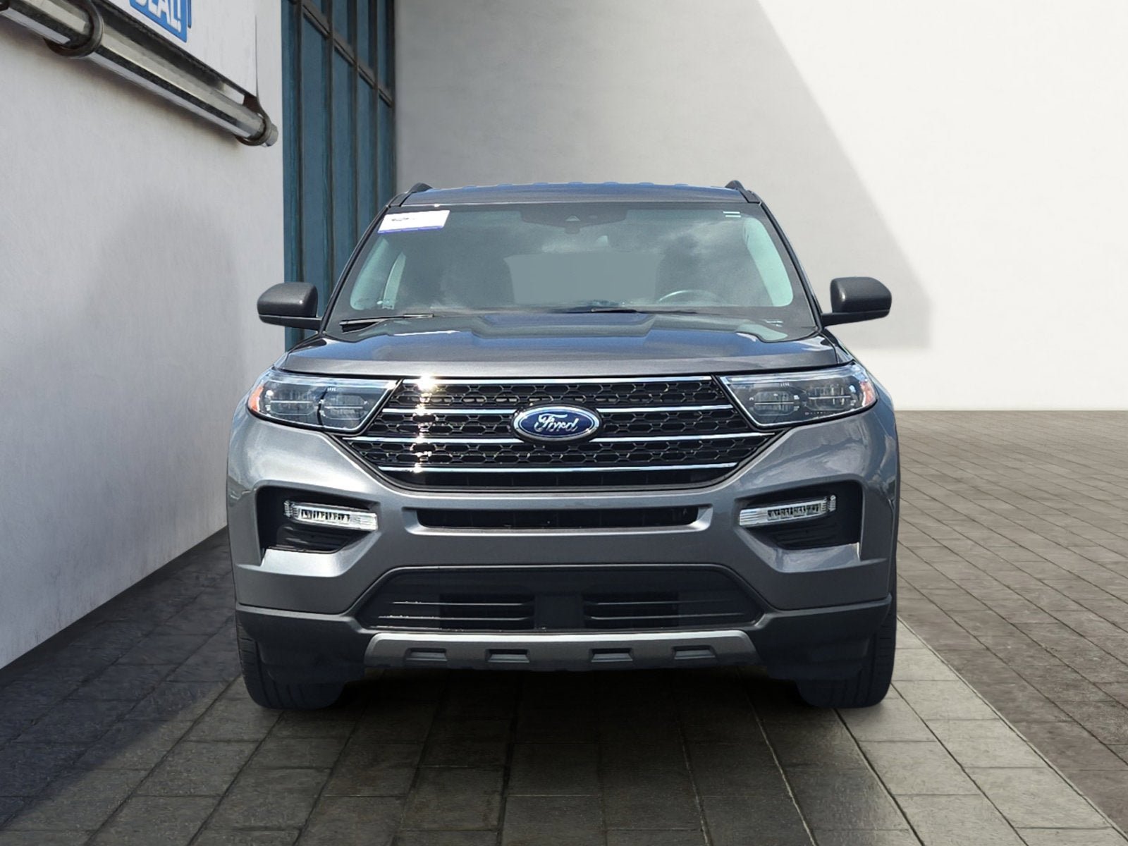 Certified 2022 Ford Explorer XLT w/ Equipment Group 202A image 8